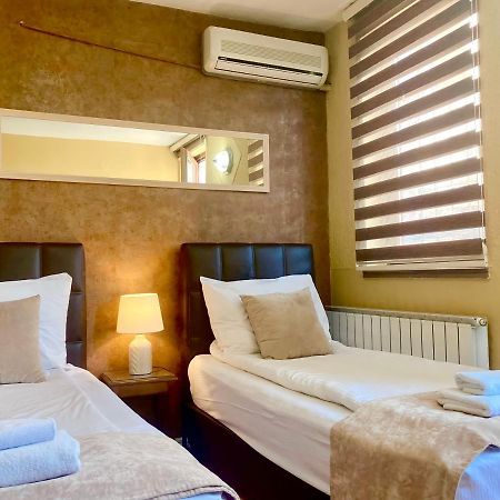 Hotel Istanbul Golden Horn Сараево Екстериор снимка
