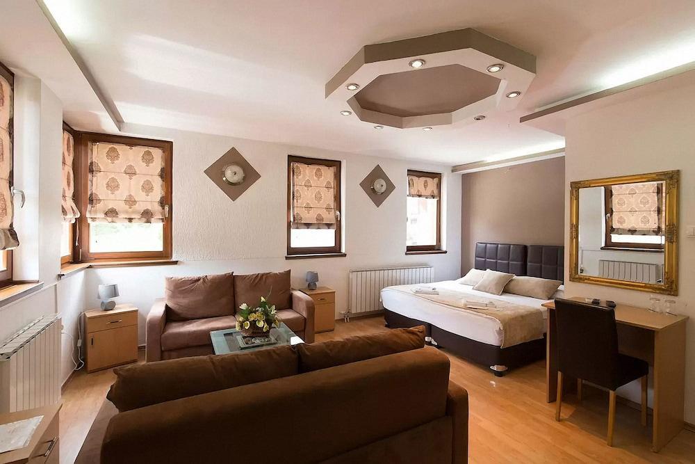 Hotel Istanbul Golden Horn Сараево Екстериор снимка