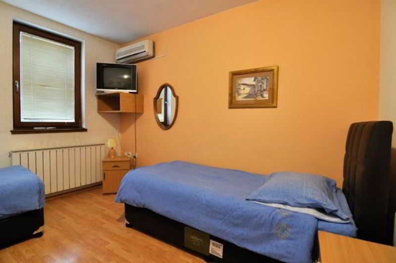Hotel Istanbul Golden Horn Сараево Екстериор снимка