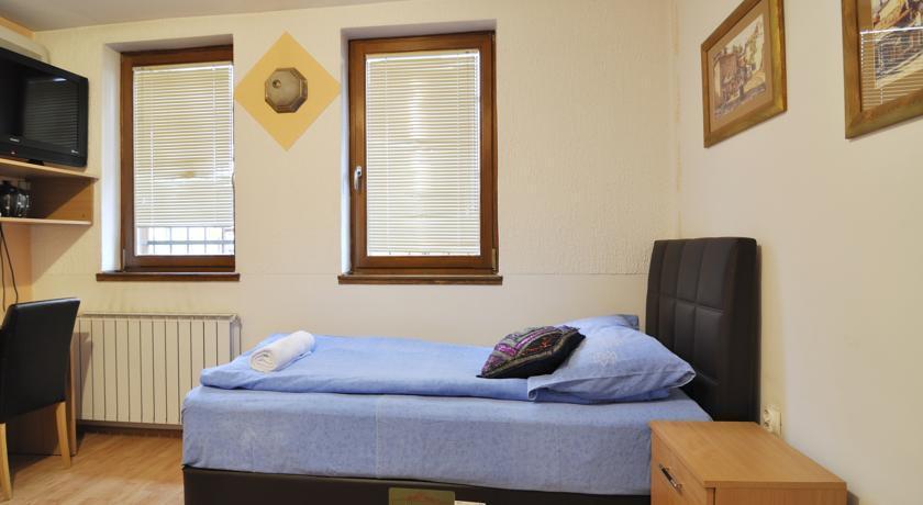 Hotel Istanbul Golden Horn Сараево Екстериор снимка