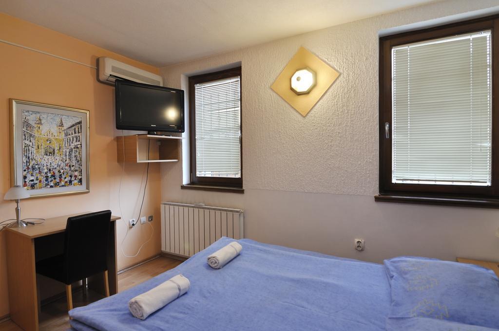 Hotel Istanbul Golden Horn Сараево Екстериор снимка